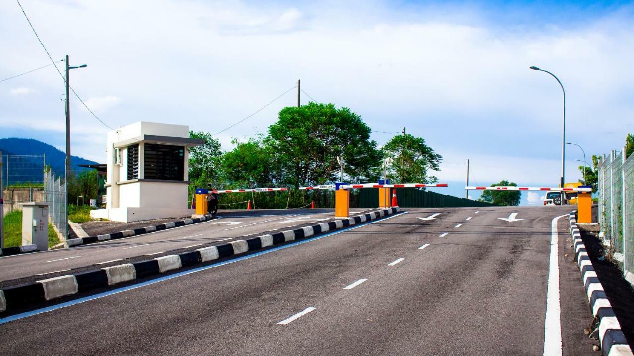 Tropical Livings Meru Ipoh Homestay By Grab A Stay Exterior photo