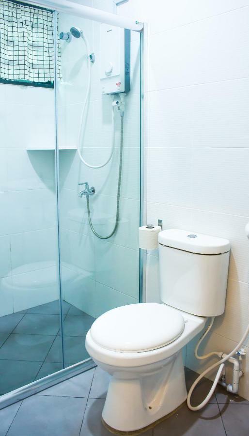 Tropical Livings Meru Ipoh Homestay By Grab A Stay Exterior photo