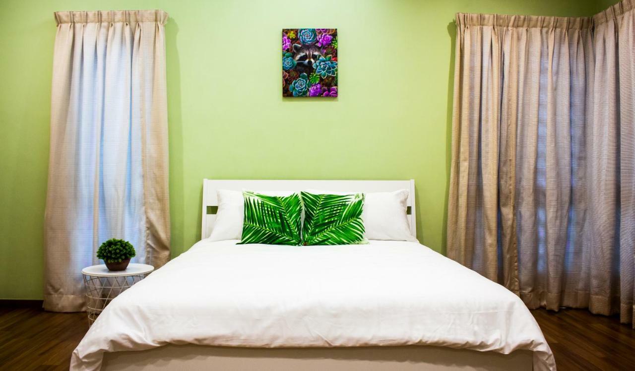 Tropical Livings Meru Ipoh Homestay By Grab A Stay Exterior photo